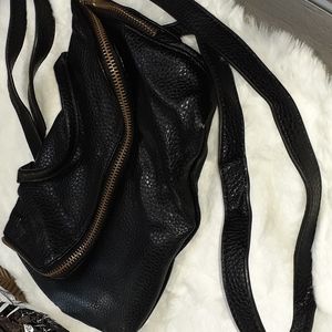 Crossbody bag